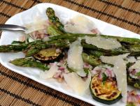 Grillad sparris och zucchini med vinägrett